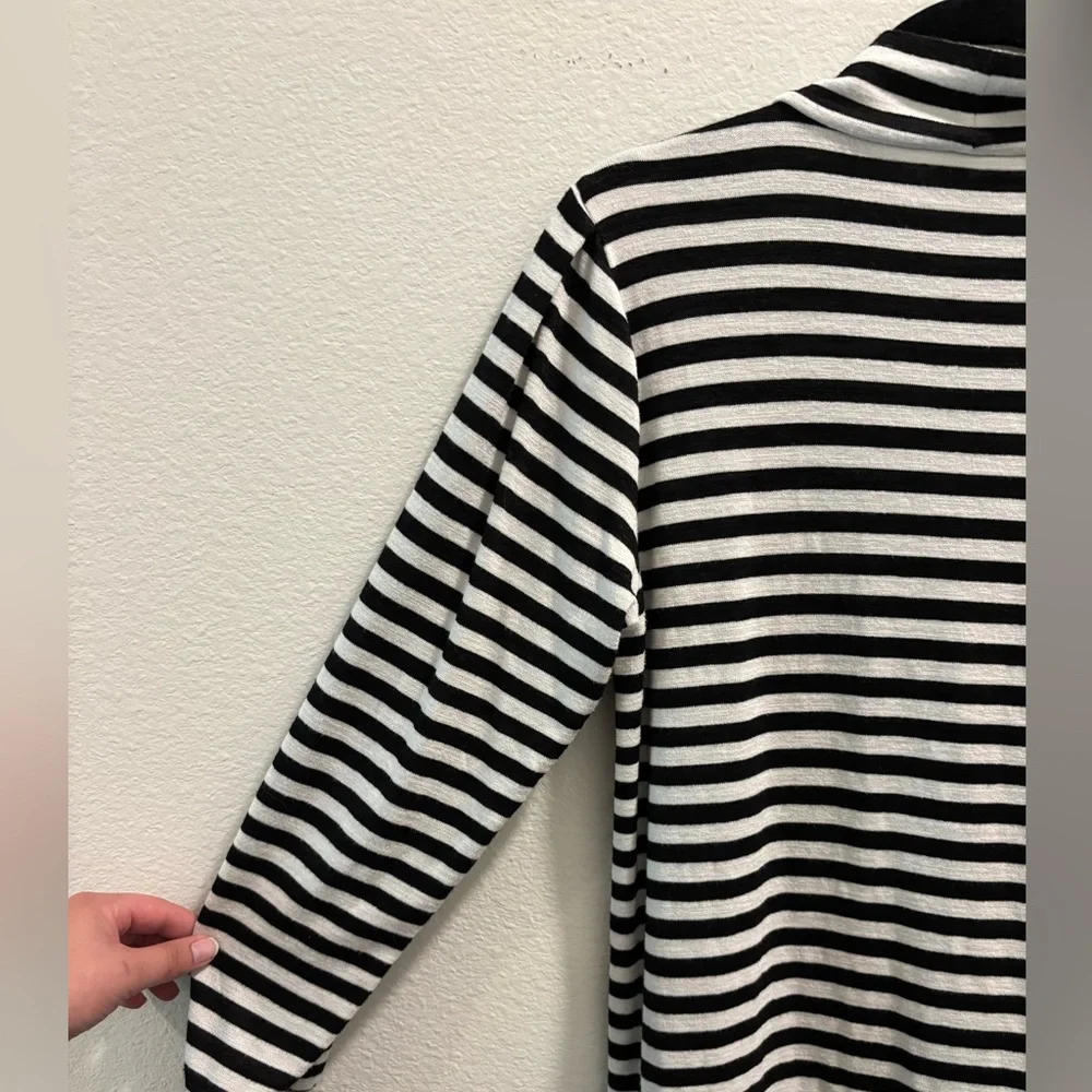 LOFT Black and White Striped Turtleneck Sweater Top, size M - Picture 6 of 6